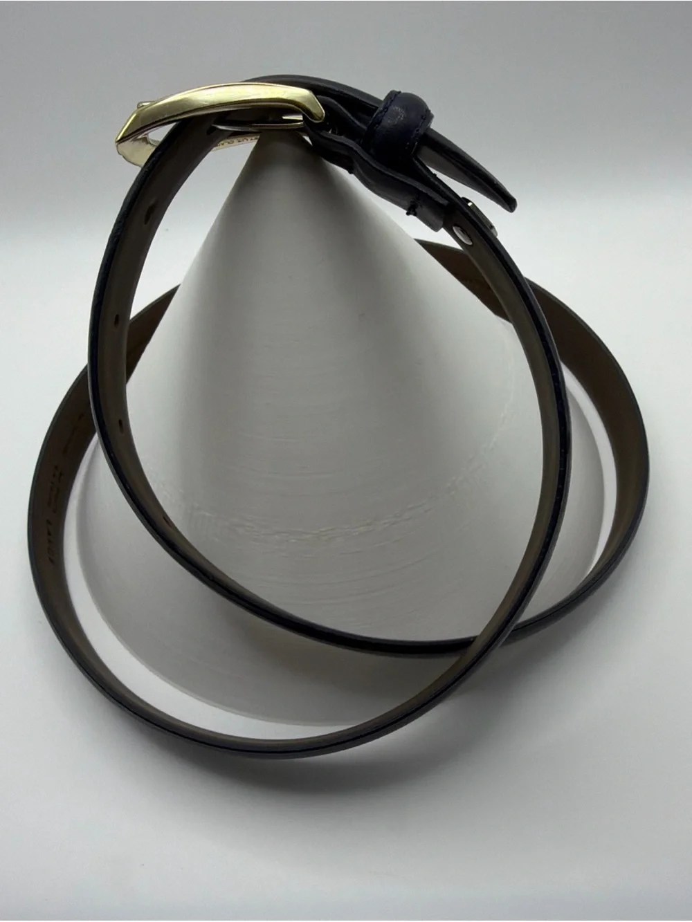 Classic Retro 1997 Liz Claiborne Navy Leather Belt Size Large Gold SilverBuckle.